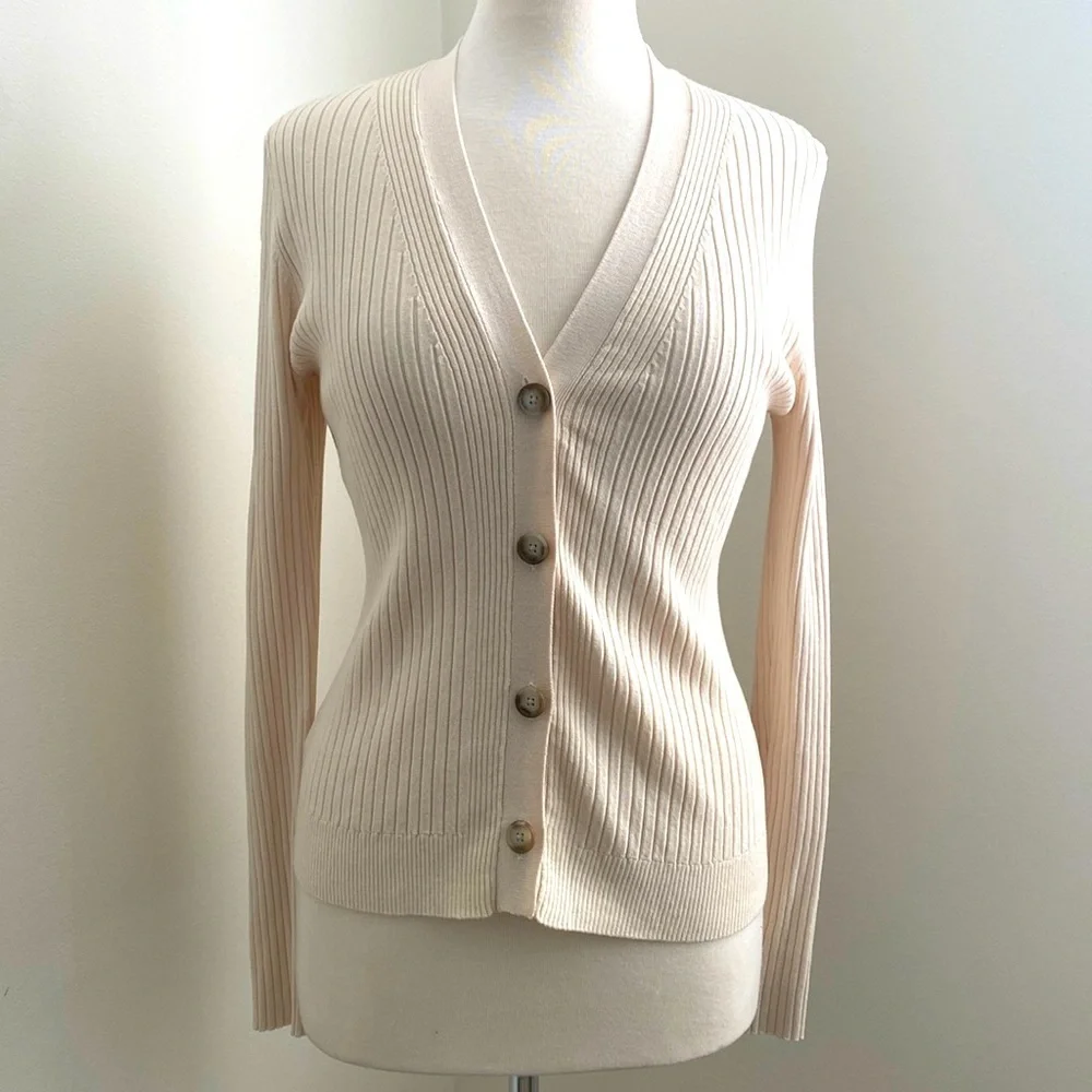 Loft Long Sleeve V-neck Cardigan Size M - Picture 2 of 9